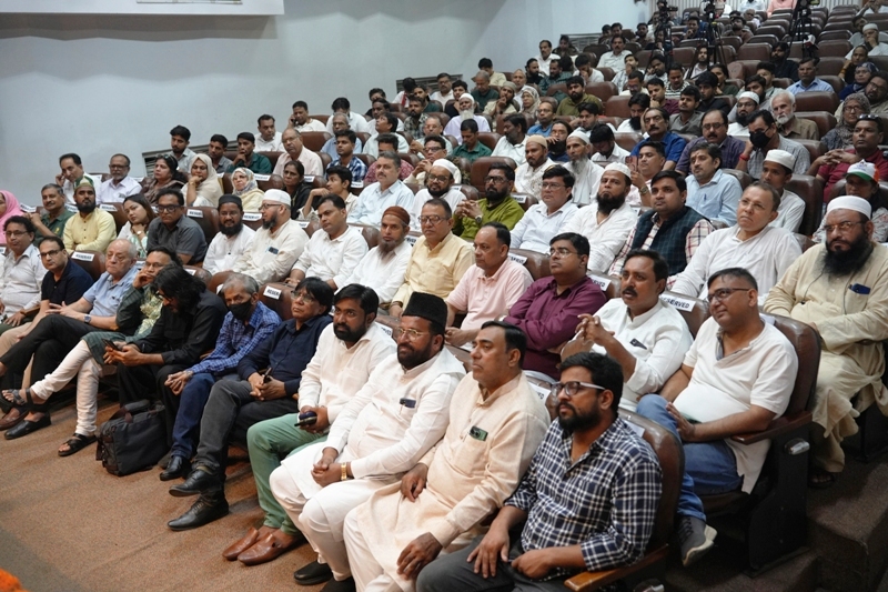 07 اردو اکادمی، دہلی کے زیر اہتمام مشاعرۂ جشنِ آزادی کا انعقاد