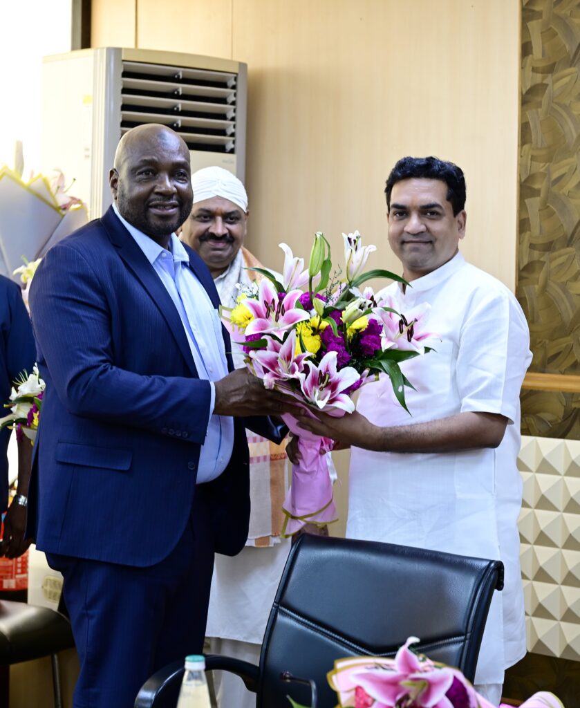 1000314709-839x1024 Minister Kapil Mishra Holds Important Meeting with Nigeria’s Minister of State for Agriculture and Food Security at Delhi Secretariat
