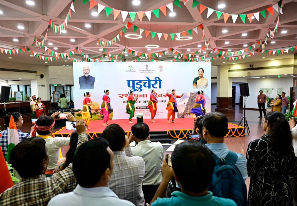 1000315492-1024x709 दिल्ली सचिवालय में पुडुचेरी स्थापना दिवस के अवसर पर विशेष सांस्कृतिक कार्यक्रम आयोजित