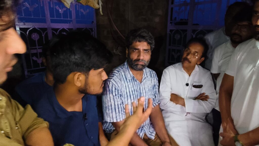 1000316472-1024x576 IYC प्रतिनिधिमंडल ने बांकुड़ा में अब्दुल हफीज के परिवार से की मुलाकात, पिता की मौत मामले में कार्रवाई की मांग