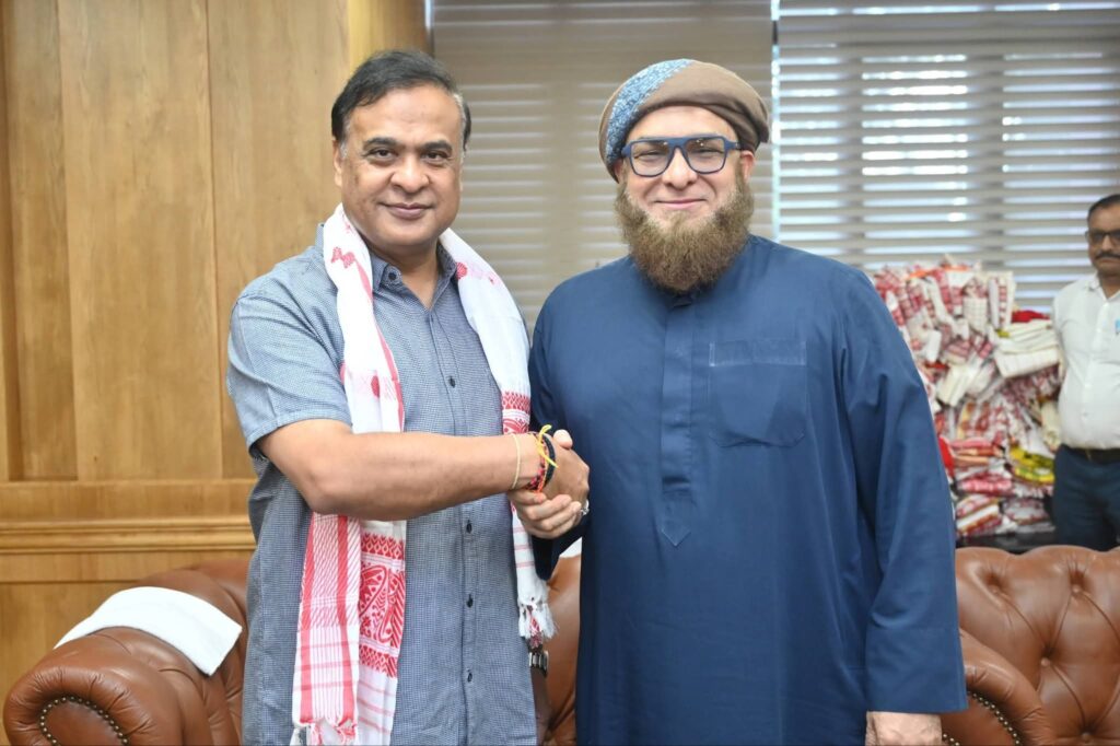 1000316478-1024x682 असम बाढ़ राहत के लिए ₹1.25 करोड़ का राहत एवं पुनर्वास अभियान, मुख्यमंत्री हिमंत बिस्वा सरमा से मिले अनफ़र