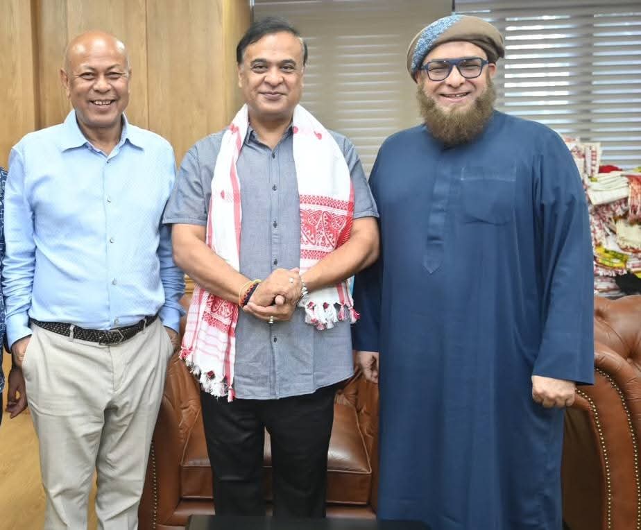 1000316484 असम बाढ़ राहत के लिए ₹1.25 करोड़ का राहत एवं पुनर्वास अभियान, मुख्यमंत्री हिमंत बिस्वा सरमा से मिले अनफ़र