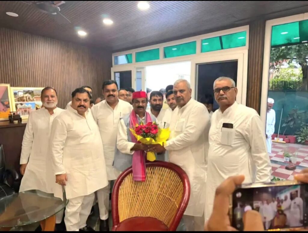 1000316734-1024x777 मुजफ्फरनगर में सपा प्रदेश अध्यक्ष श्याम लाल पाल का जोरदार स्वागत