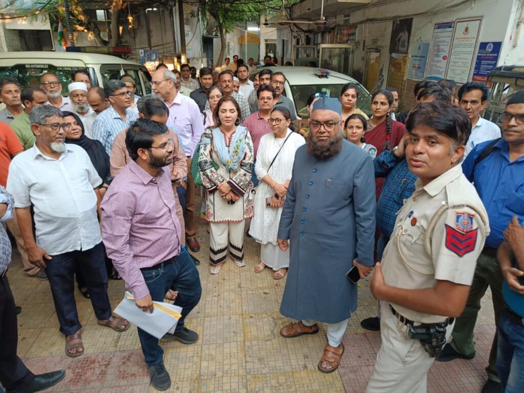 1000318656-1024x768 रजिस्ट्रार के खिलाफ कथित झूठे प्रचार को लेकर JMI कर्मचारियों ने छह लोगों के विरुद्ध FIR की मांग
