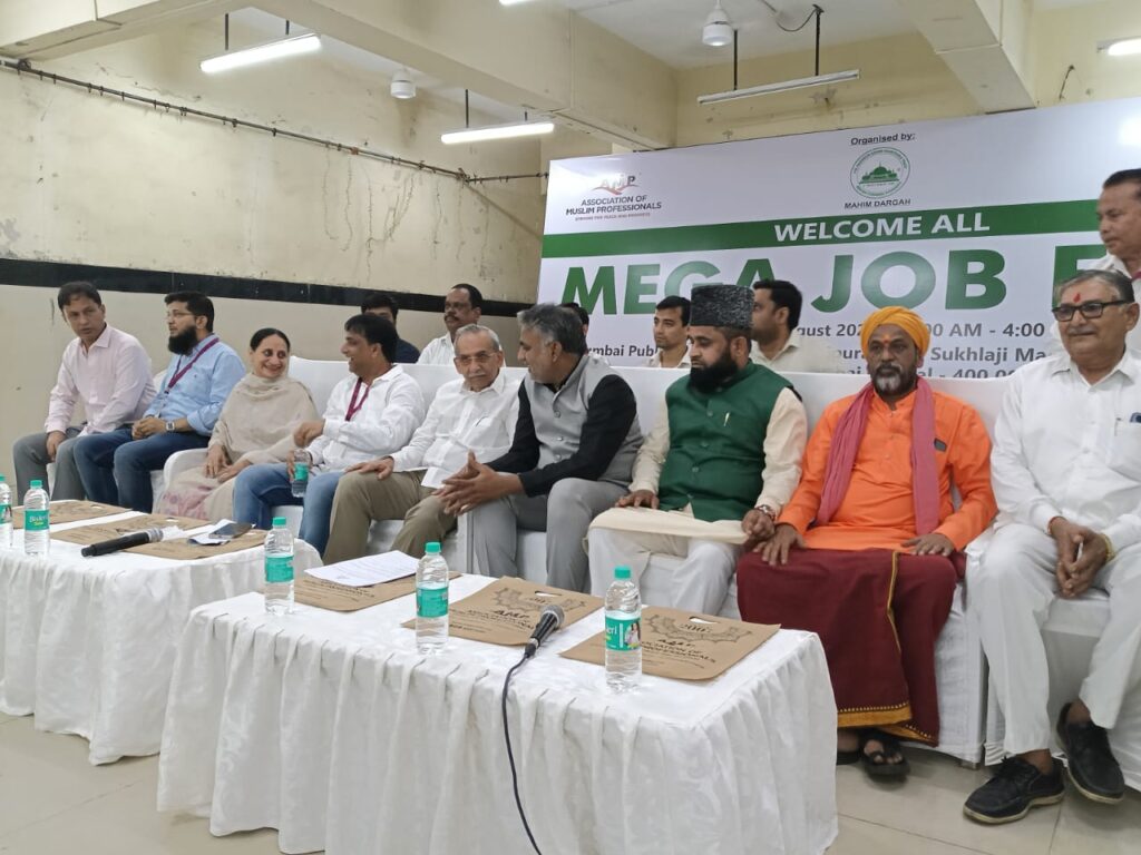 Pic2-1024x768 135 Candidates selected & shortlisted in a mega Unity Job Fair in Mumbai