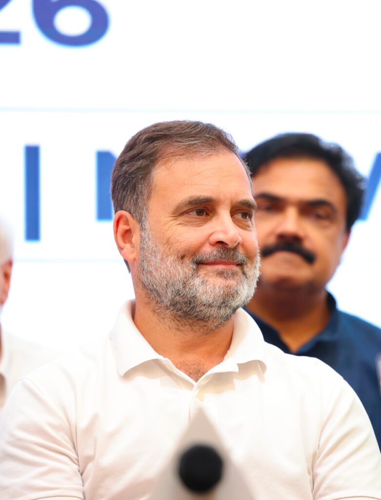 Press_Briefing_INDIA_Alliance_Constitution_Club_New_Delhi_7_267549bf90-781x1024 राहुल गांधी की ब्रांडिंग क्रांति: 'पप्पू' से Gen Z आइकॉन और Leader of Opposition तक का सफर