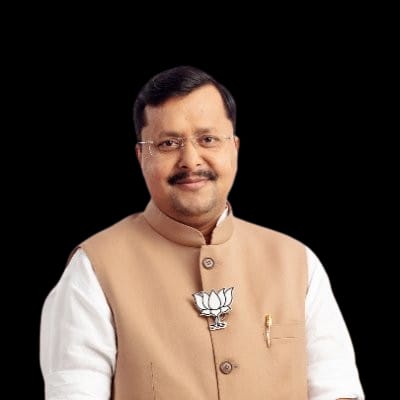 dd027c91-5107-4626-8a1c-6c39f3117941 बीजेपी की नई राष्ट्रीय टीम का ऐलान, वसुंधरा राजे उपाध्यक्ष; स्मृति ईरानी-सतीश पूनिया महासचिव
