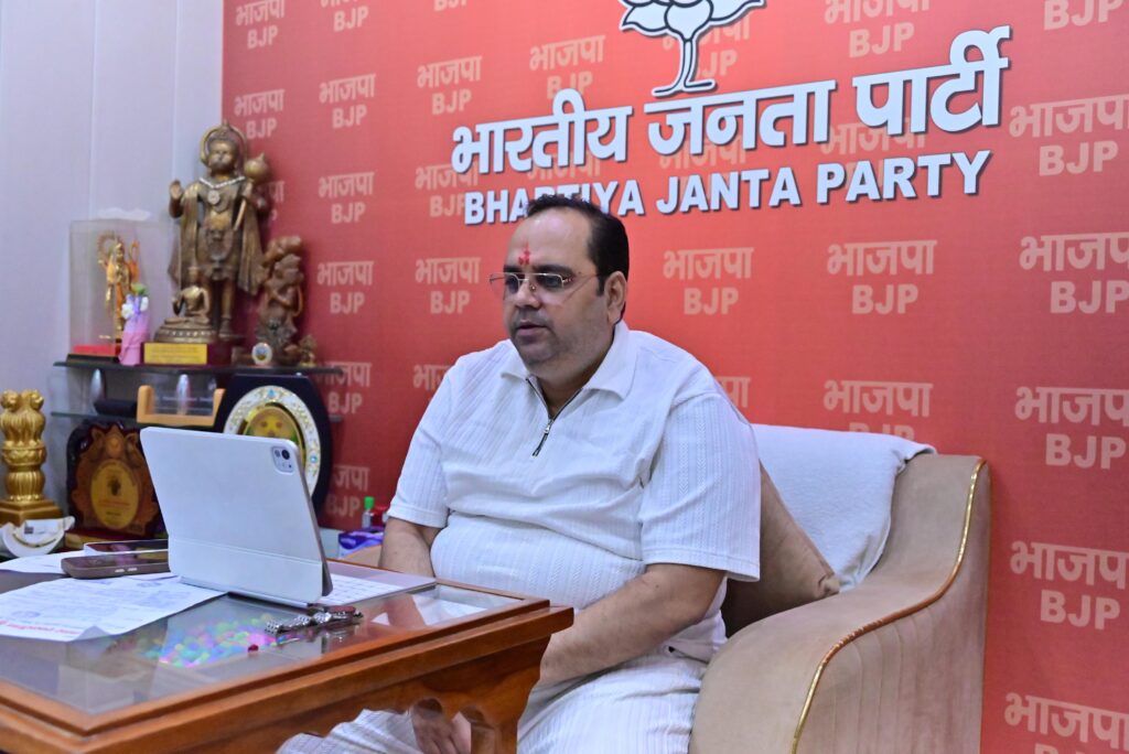 hm-1024x684 H1N1 और मौसमी इन्फ्लूएंजा की तैयारियों को लेकर दिल्ली सरकार सतर्क