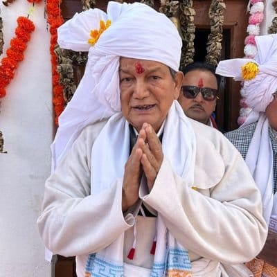 11af5cd2-7eb4-4e3b-a772-a9e0a2999678 हरीश रावत ने कांग्रेस के दो अहम पदों से इस्तीफा दिया