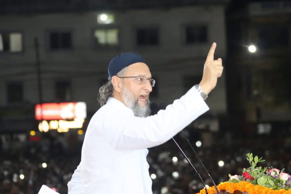 811616025_2134886254084633_8044538653731920689_n-1024x683 ओवैसी के तल्ख़ बयान: मुस्लिम क़ियादत की आवाज़ या चुनावी ध्रुवीकरण की सियासत?