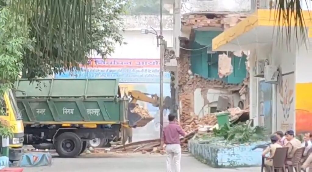 8469d1df-dac4-4738-8177-294d605420d1-1024x566 Demolition of the historic mosque located in Saharanpur Collectorate is extremely regrettable