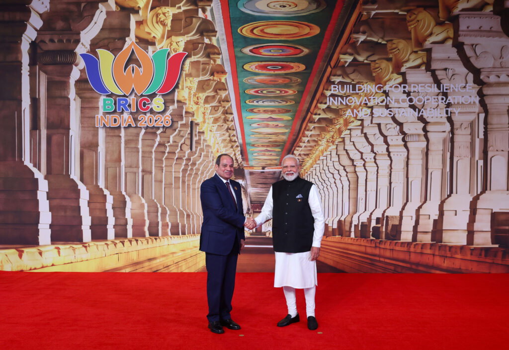 H20260912216305-1024x704 BRICS 2026: क्या डॉलर की बादशाहत को चुनौती दे रहा है नया वैश्विक गठजोड़? भारत के लिए क्या हैं फायदे और नुकसान?