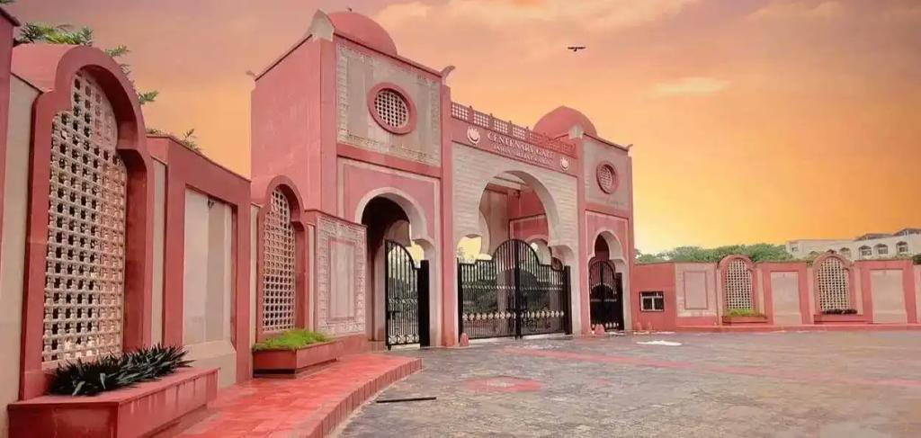 Jamia-Millia-Islamia-1 जामिया ने हॉस्टल मेस की घटना से जुड़े CCTV फुटेज की जांच करने तथा किसी बड़ी साजिश का पता लगाने के लिए समिति का गठन किया