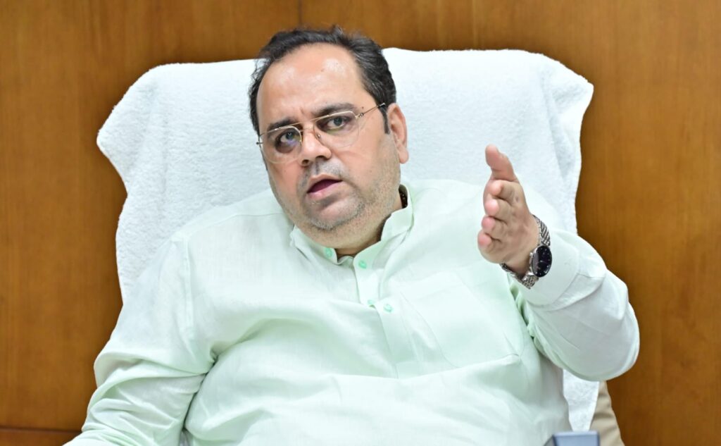 Minister-Punkaj-Kumar-1024x633 दिल्ली में अगले महीने 150 नई इलेक्ट्रिक बसें शुरू होंगी