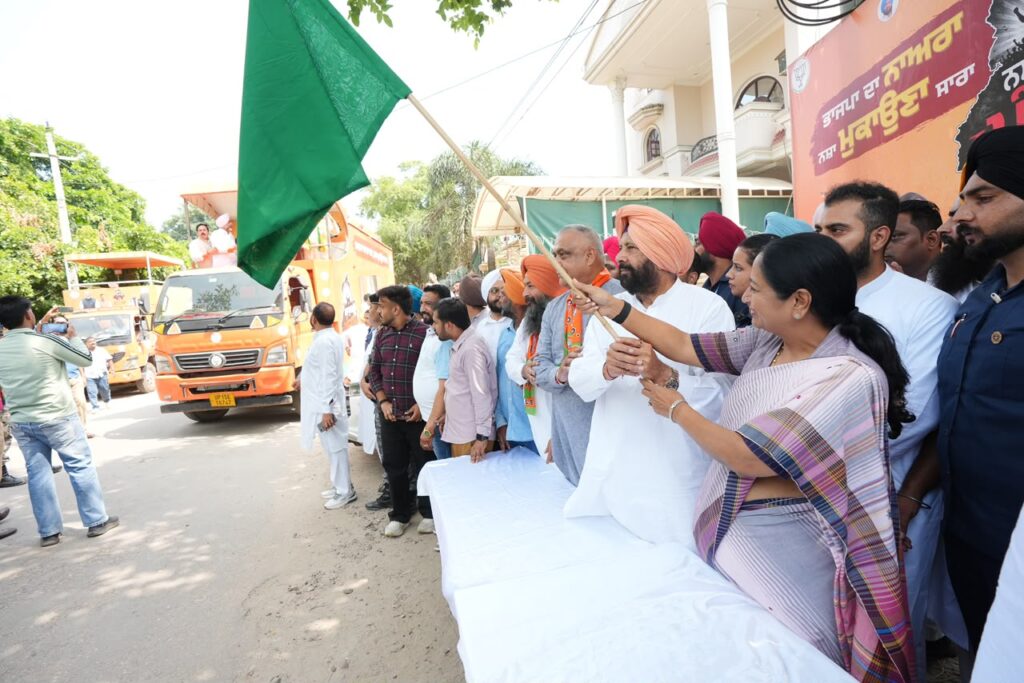 Nasha-mukt-pnb2-1024x683 फतेहगढ़ साहिब से ‘नशा मुक्त पंजाब यात्रा’ की शुरुआत, दिल्ली की मुख्यमंत्री रेखा गुप्ता ने आप सरकार पर साधा निशाना
