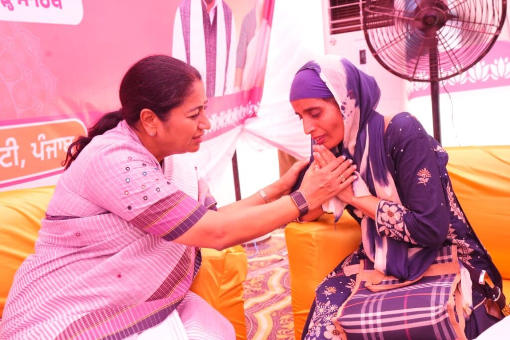 Nasha-mukt5-1024x683 फतेहगढ़ साहिब से ‘नशा मुक्त पंजाब यात्रा’ की शुरुआत, दिल्ली की मुख्यमंत्री रेखा गुप्ता ने आप सरकार पर साधा निशाना