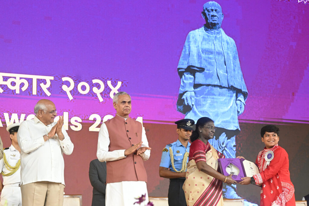 POI-1-1024x683 भारत की राष्ट्रपति ने 72वें राष्ट्रीय फिल्म पुरस्कार प्रदान किए; श्री अनंत नाग को दादासाहब फाल्के पुरस्कार से सम्मानित किया