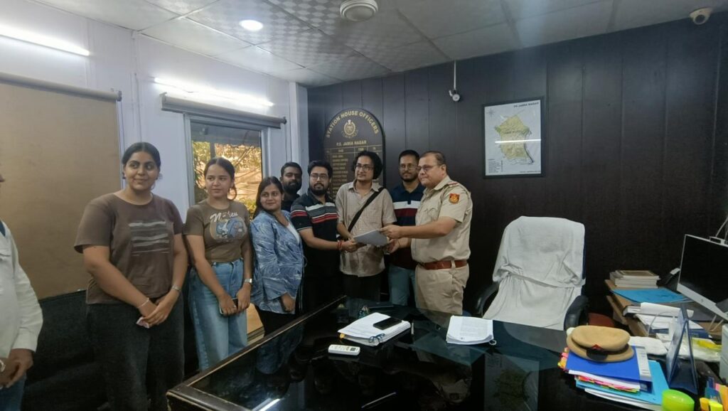Photo-3-1024x578 जामिया के छात्रों ने रजिस्ट्रार के खिलाफ कथित दुष्प्रचार को लेकर पुलिस से मामला दर्ज करने की मांग की