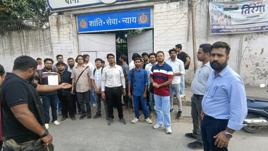 Photo-4-1024x578 जामिया के छात्रों ने रजिस्ट्रार के खिलाफ कथित दुष्प्रचार को लेकर पुलिस से मामला दर्ज करने की मांग की