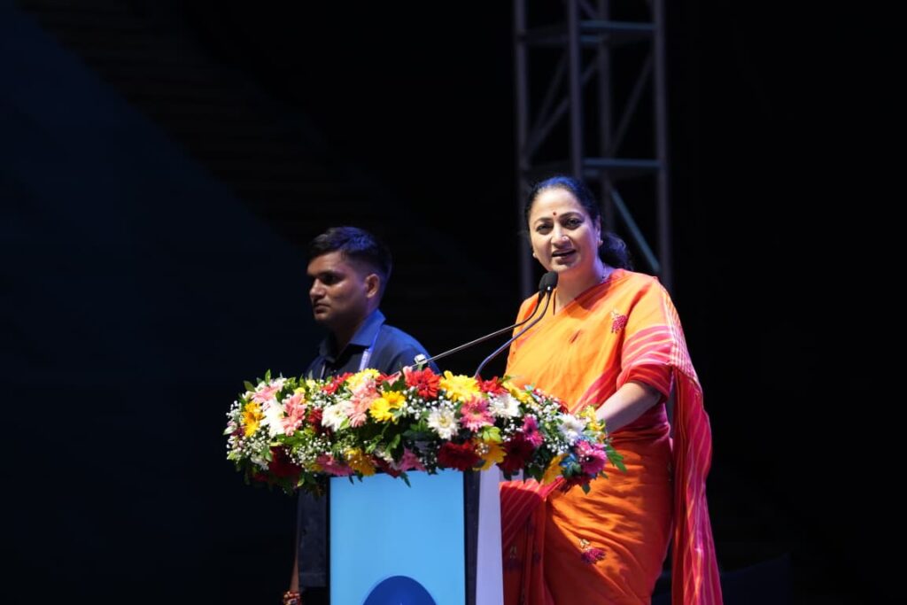 WhatsApp-Image-2026-09-05-at-4.09.24-PM-1024x683 शिक्षक दिवस पर ‘शिक्षक महाकुंभ’ में 118 शिक्षकों का किया गया सम्मान
