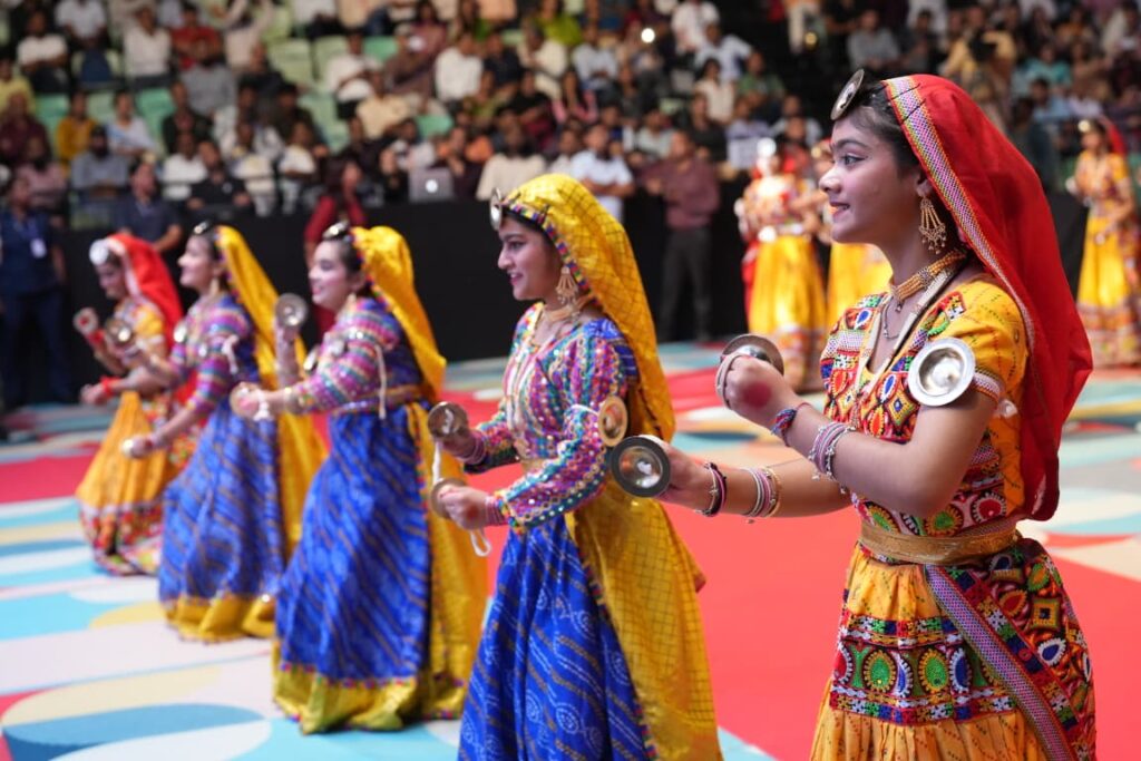 WhatsApp-Image-2026-09-05-at-4.09.25-PM-1024x683 शिक्षक दिवस पर ‘शिक्षक महाकुंभ’ में 118 शिक्षकों का किया गया सम्मान