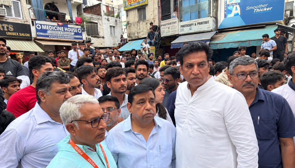 WhatsApp-Image-2026-09-06-at-19.23.34-1-1024x583 राजधानी में लगातार हो रहे जर्जर भवन हादसे दिल्ली सरकार तथा संबंधित एजेंसियों की कार्यप्रणाली पर गंभीर सवाल खड़े करती है।देवेंद्र यादव