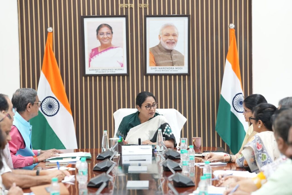 Woman-Commission2-1024x683 Women’s Commission must further strengthen online complaint system for women: CM Rekha Gupta