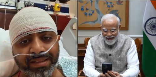 PM-to-smit ‘The country is proud of you…’: कैप्टन स्मित की बहादुरी के मुरीद हुए शाहरुख़ ख़ान!